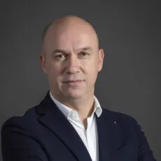 Damien Savey président groupe batisseurs d'avenir
